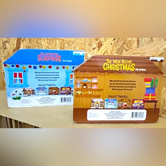 Kids pop up board book (2) The Week Before Christmas, & The Christmas Surprise - Picture 2 of 15